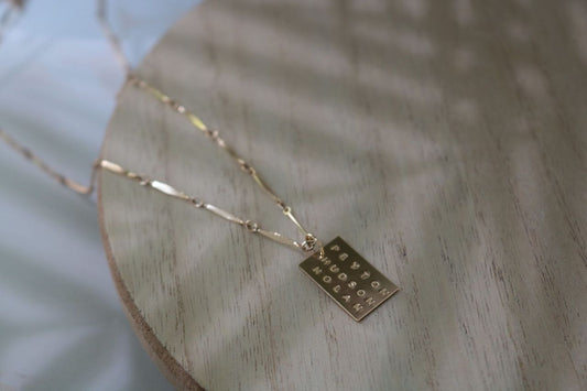 Rectangle Pendant Necklace with Marquise Chain | Arial Font